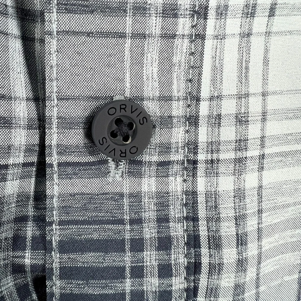 Orvis Shirt Mens Large Blue Plaid Short Sleeve Button Up‎ Performance Outdoor